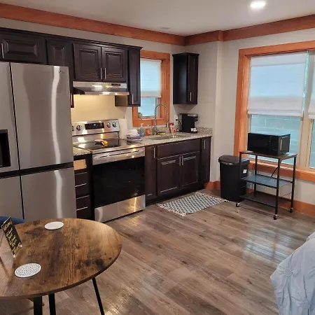 Charming Downtown Bryson City Skyloft Studio 4 - Perfect For Couples